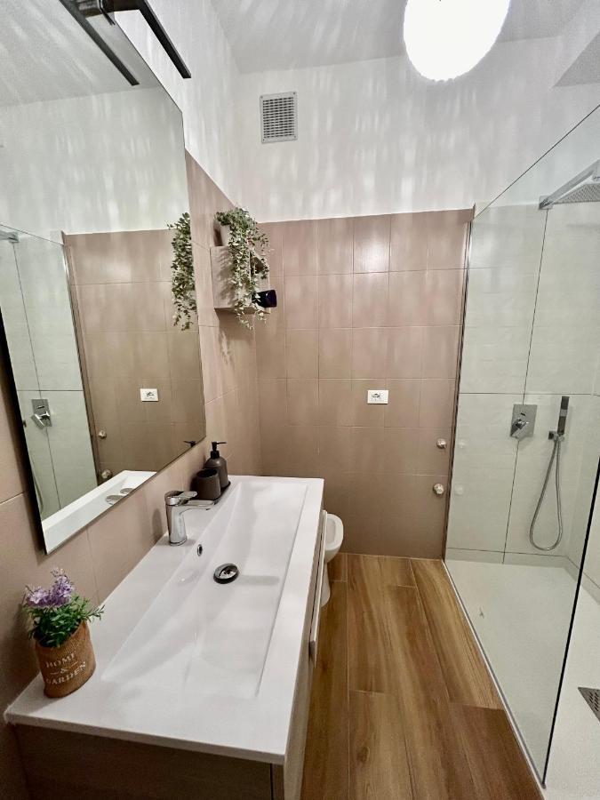Residenza D'Annunzio Apartment Trieste Bagian luar foto